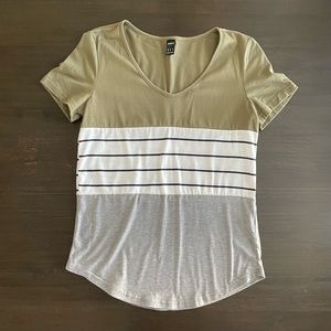 Shein Short Sleeve Colorblock V-neck Tee